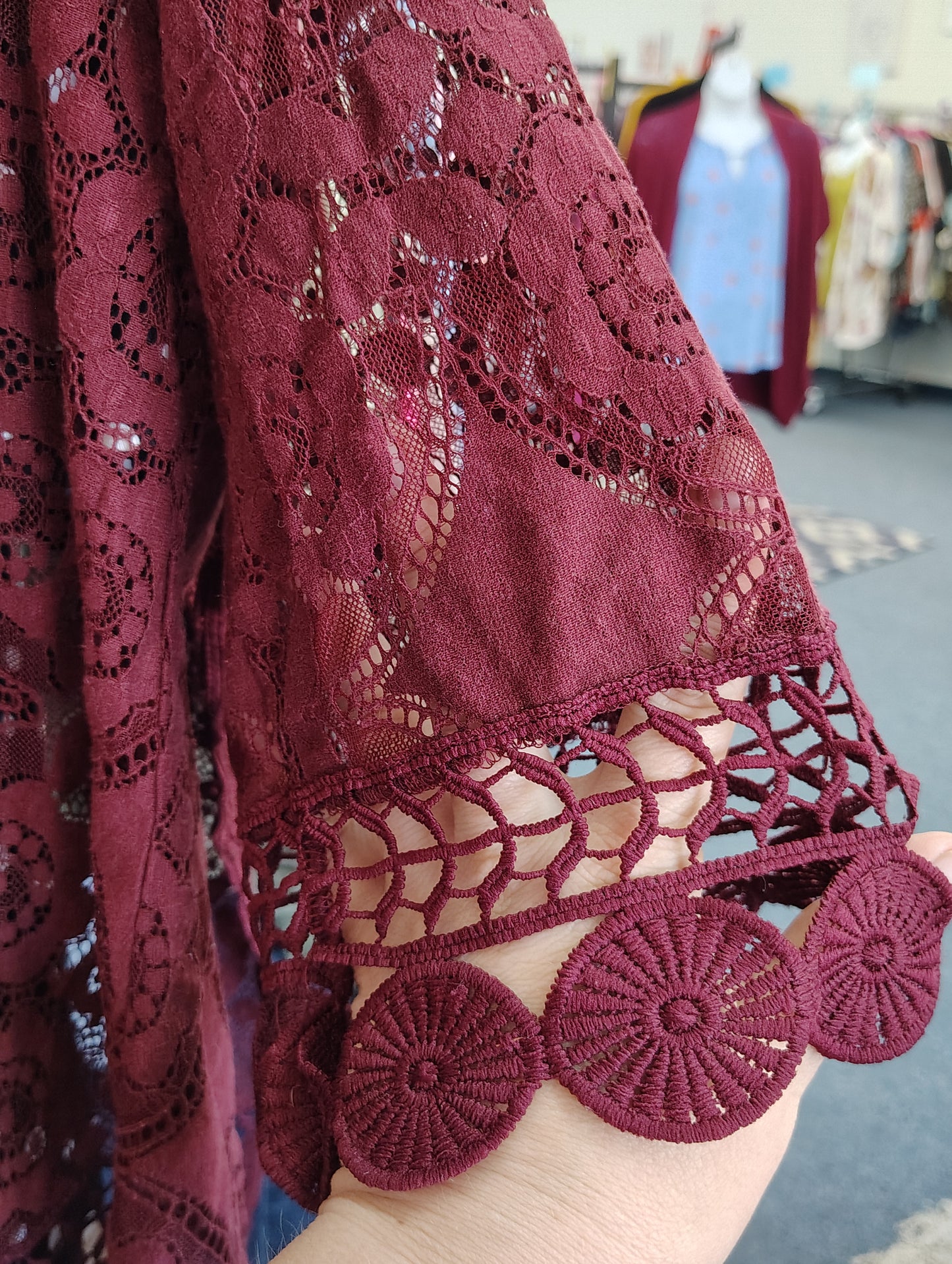 Indigo Thread red lace short sleeve coverup kimono size xl