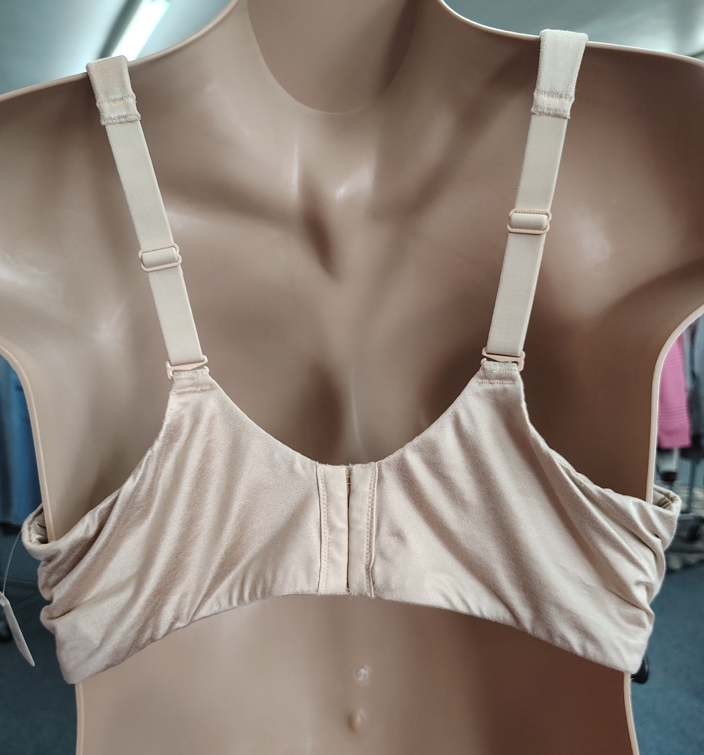 Catherines nude full coverage underwire bra size 46DDD