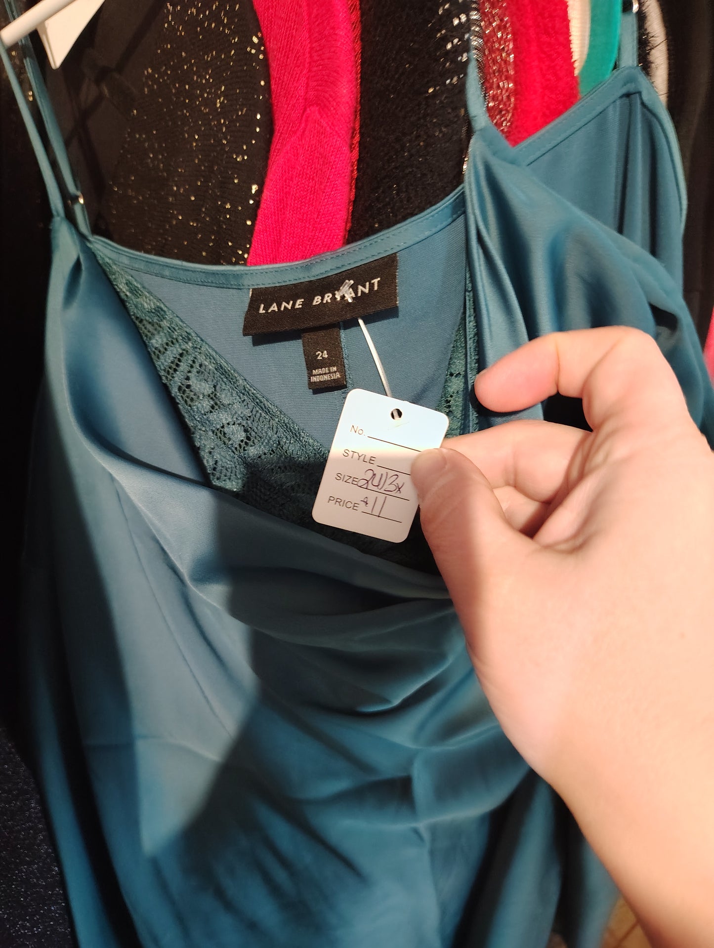 Lane Bryant green slinky cami with lace accent size 3x 24