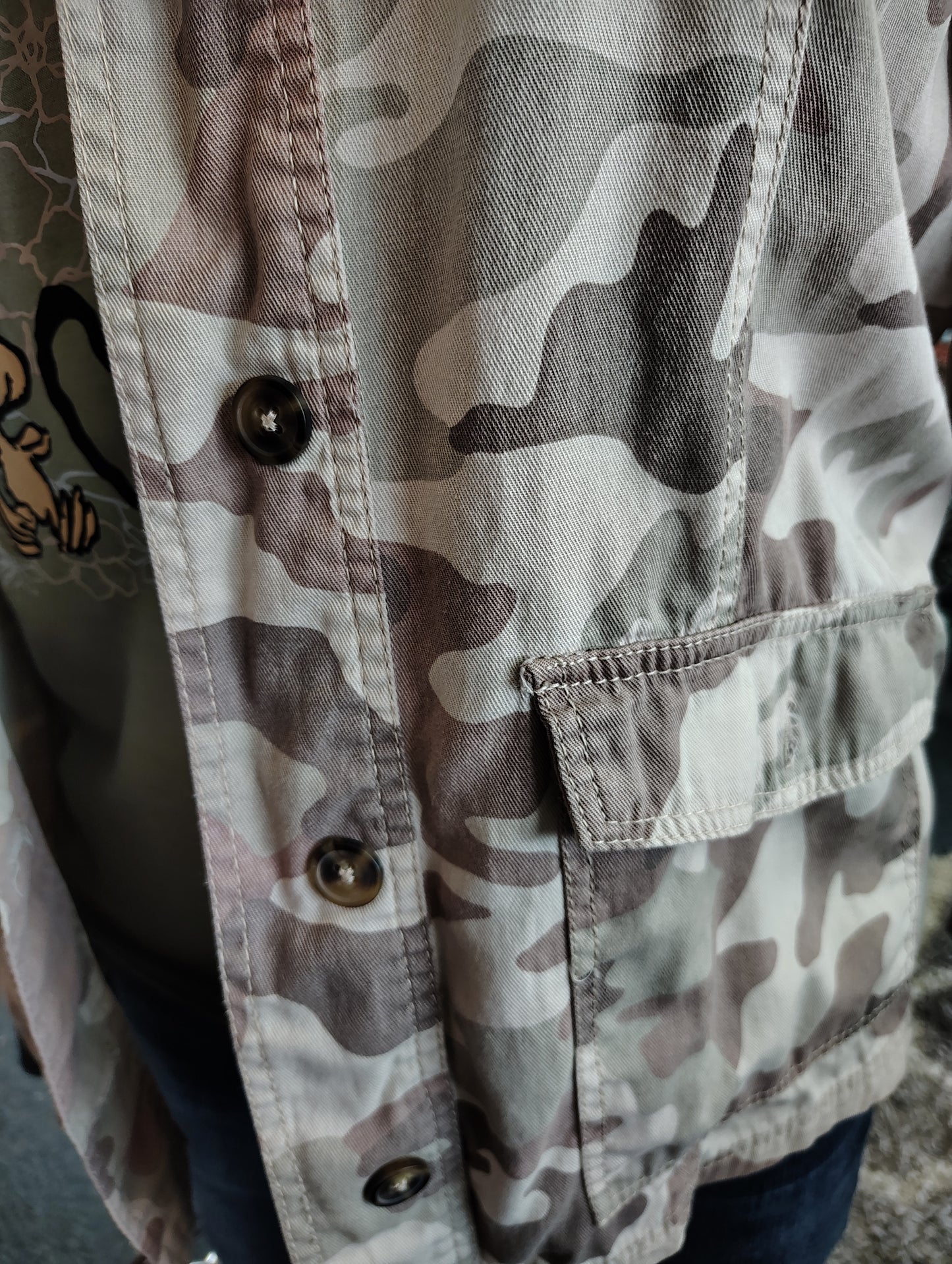 Maurices lightweight camo jacket size 1x