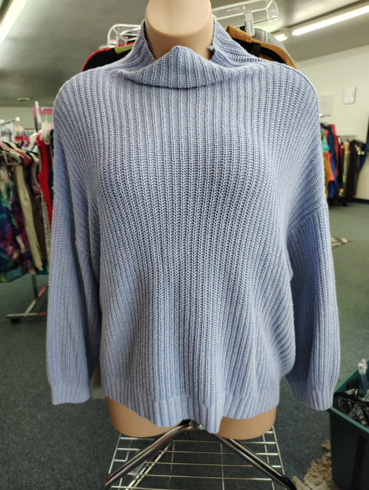 American Eagle blue oversized sweater size L/XL