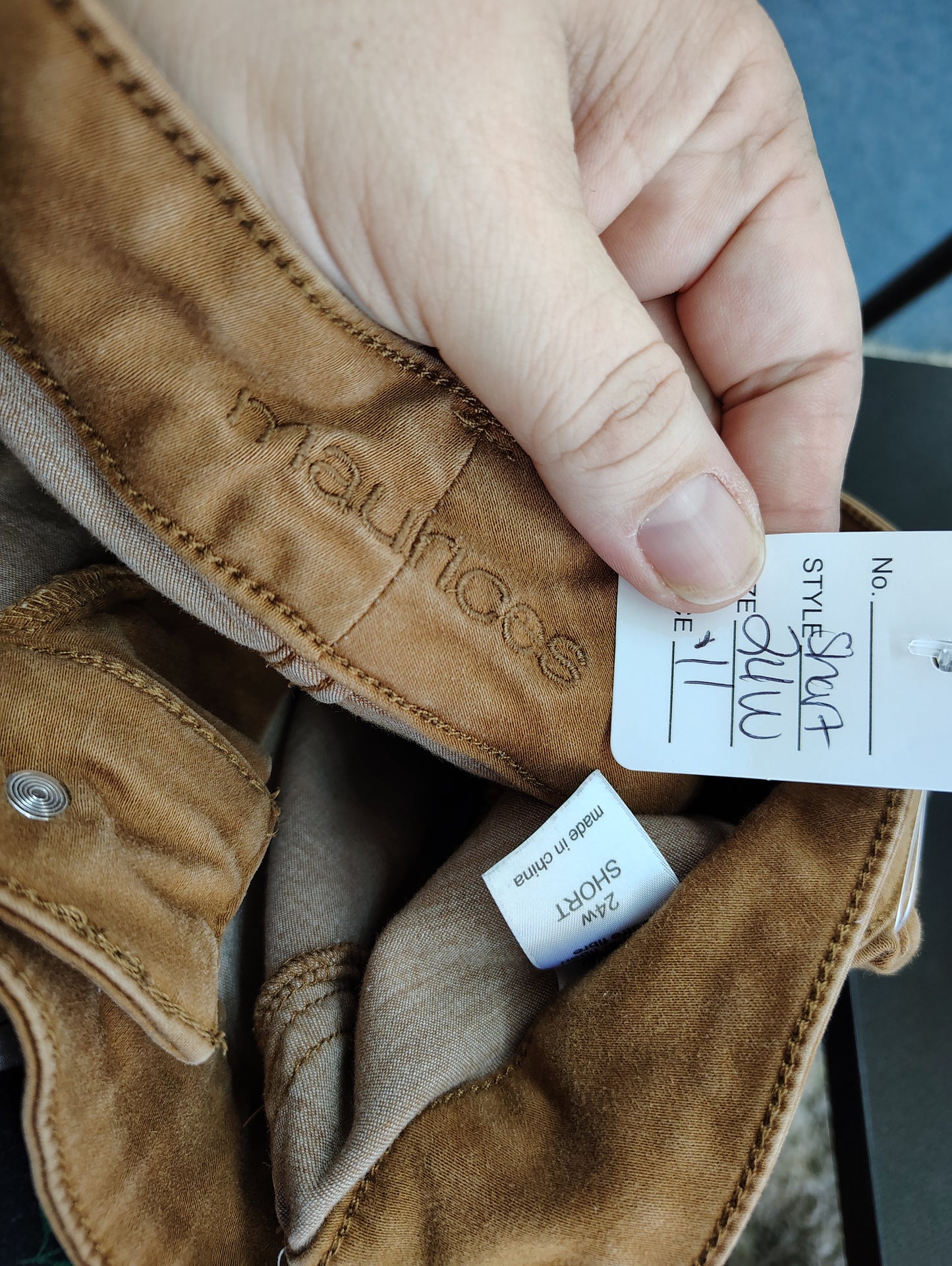 Maurices brown skinny jeans size 24w short