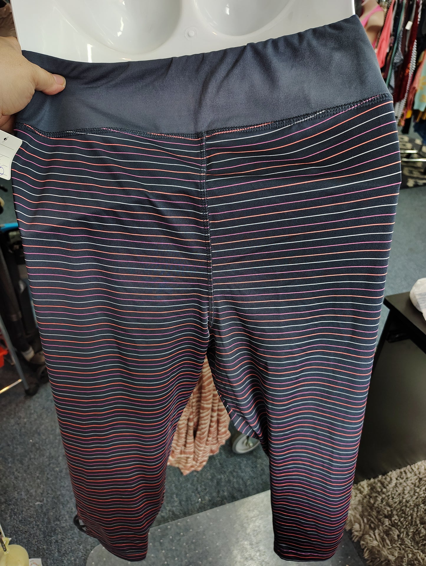 Jockey striped capri leggings size 3x