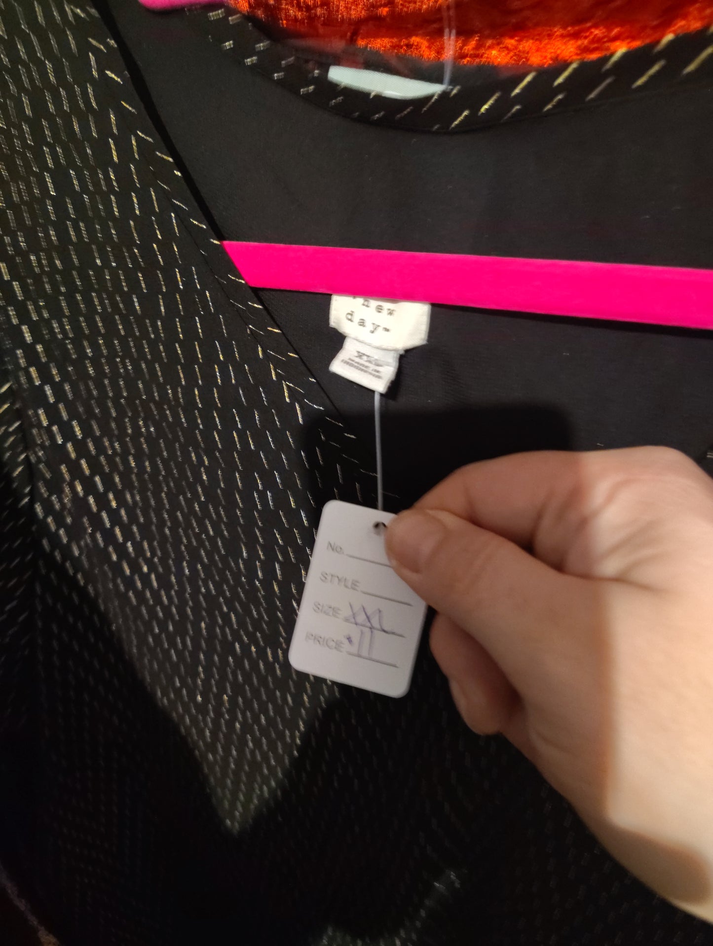 a new day black and gold flecked dressy top size XXL