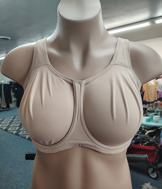 Wacoal nude underwire bra size 40G