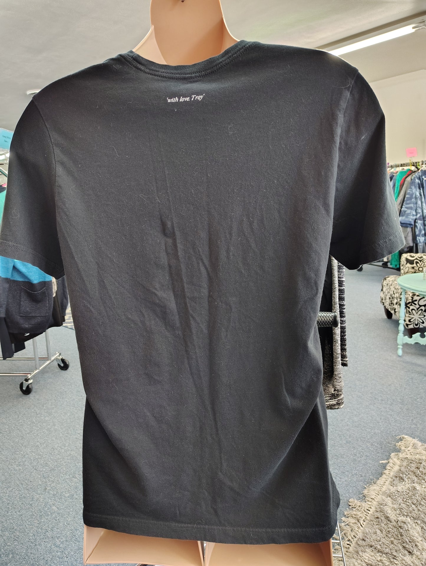 In love with you black graphic tee xl