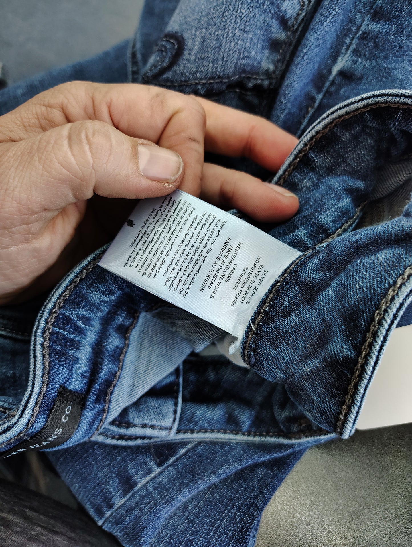 Silver jeans Elyse slim boot size 18 33 inseam