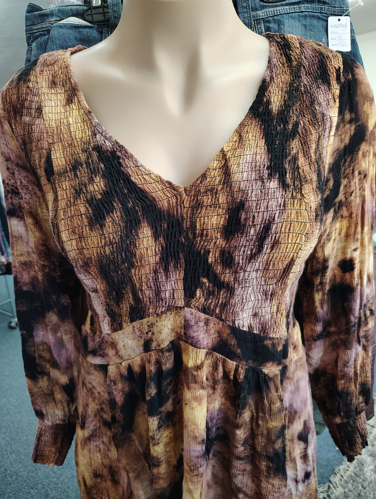 Torrid tie dye smocked top long sleeves size 4x
