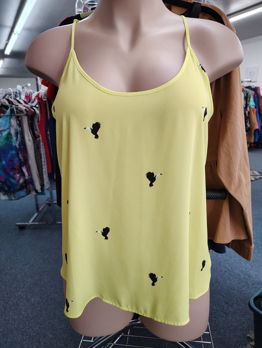 Apt 9 yellow toucan print dress top size xl