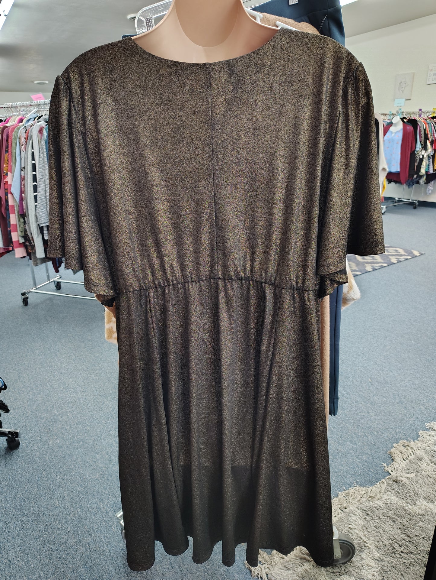 Torrid black and gold glitter dress with flutter sleeves size 5x