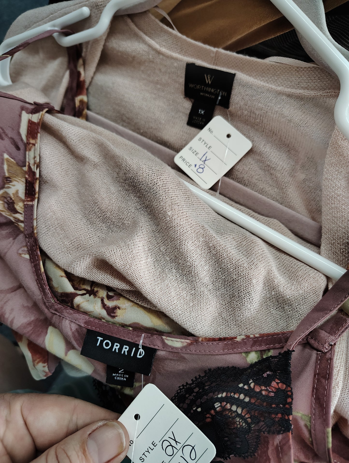 Torrid floral lace trim dressy tank top size 2x