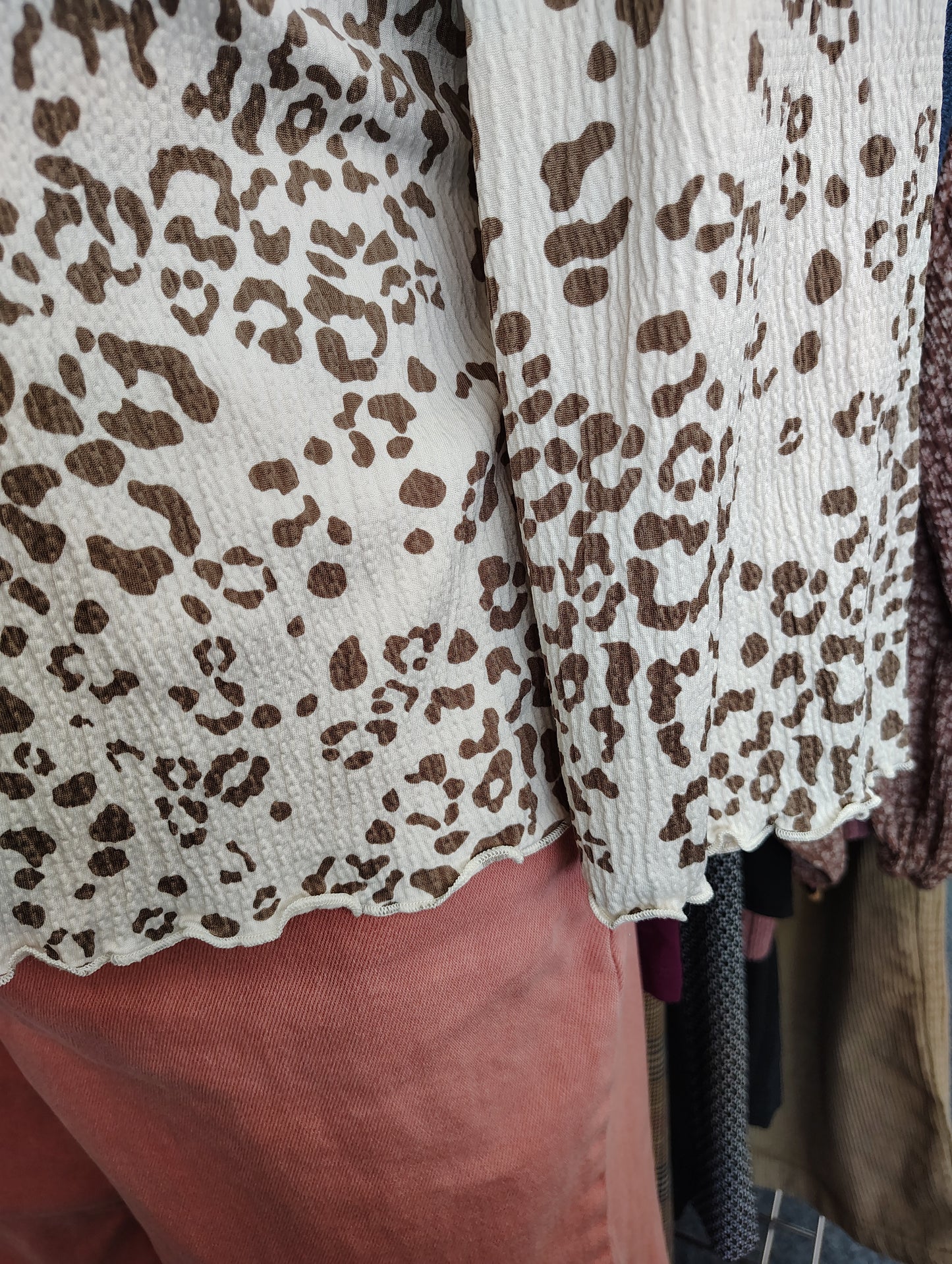 Croft & Barrow stretch textured animal print top size xl