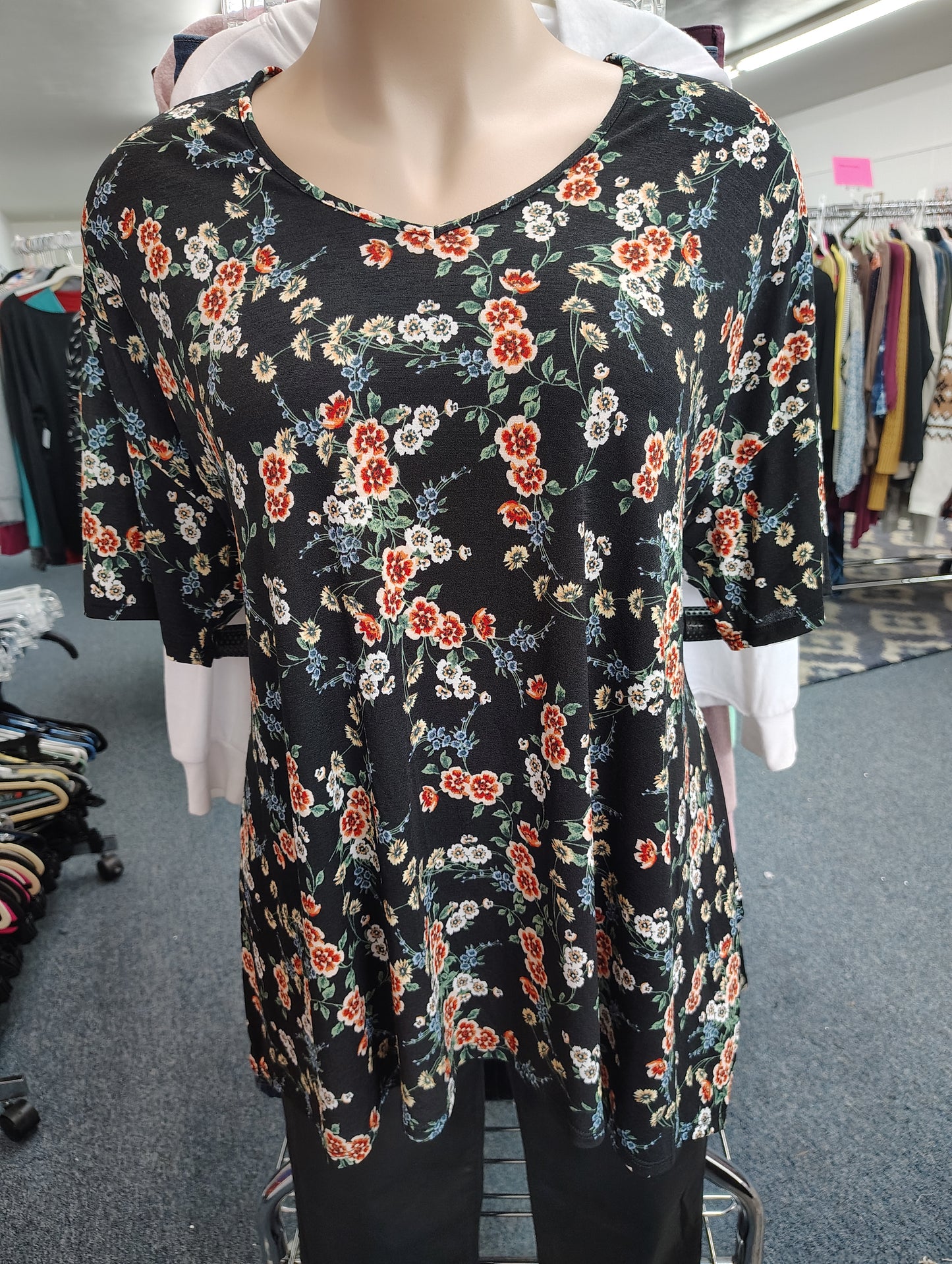 Blumin floral tunic top black size 1x