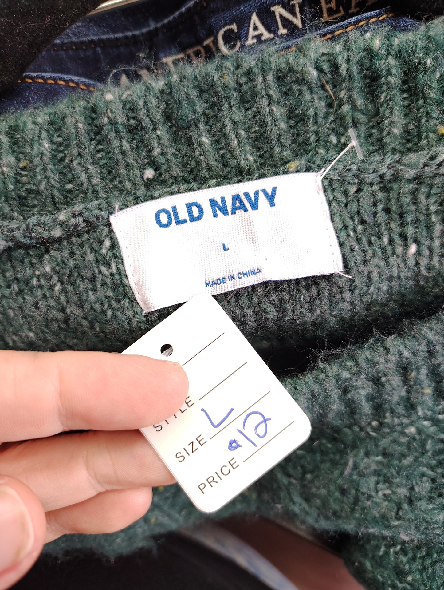 Old Navy green sweater size L