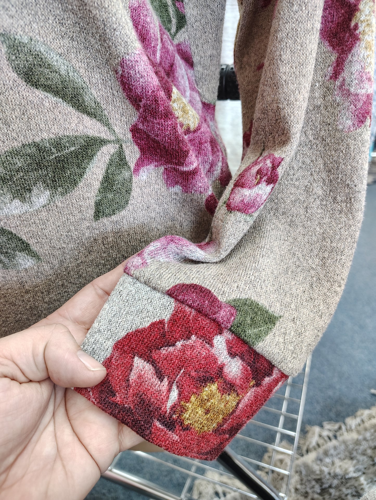 Heimish floral light brown soft top with pockets 2x