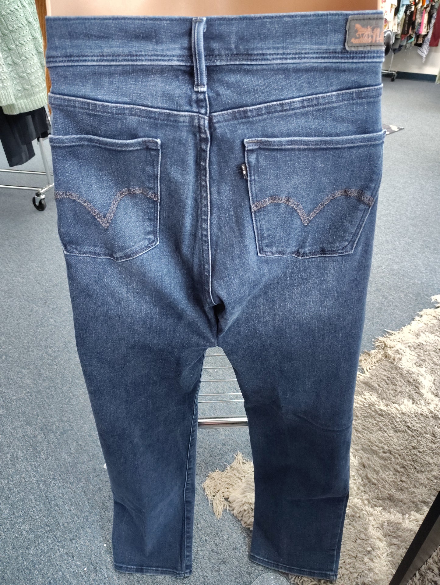 Levi 512 Perfectly slimming straight leg jeans size 14