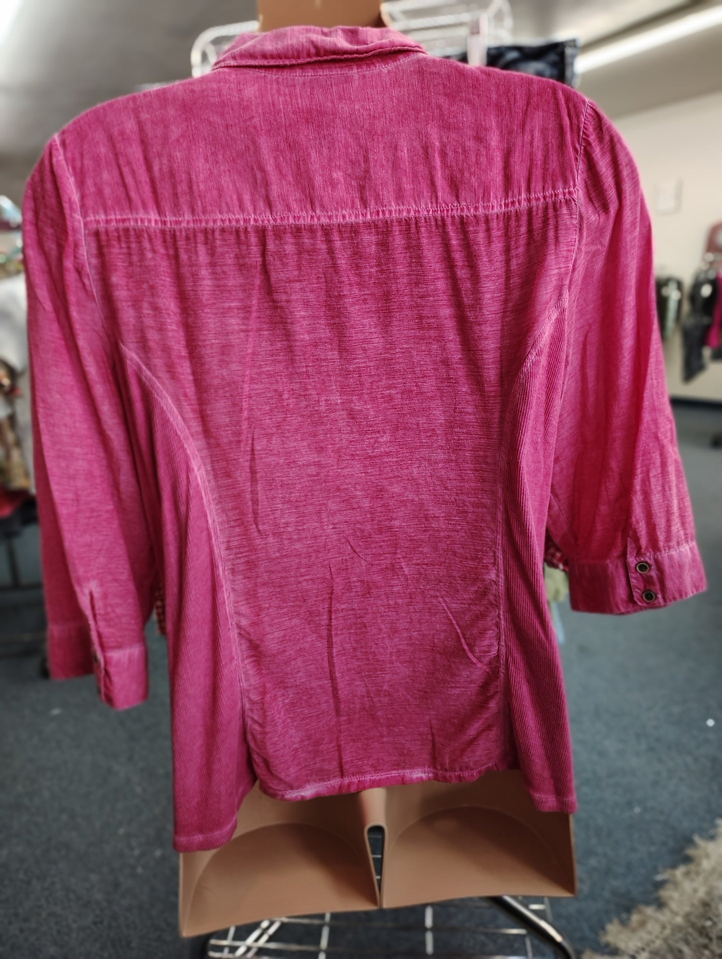 Style & Co pink button front top size 2x