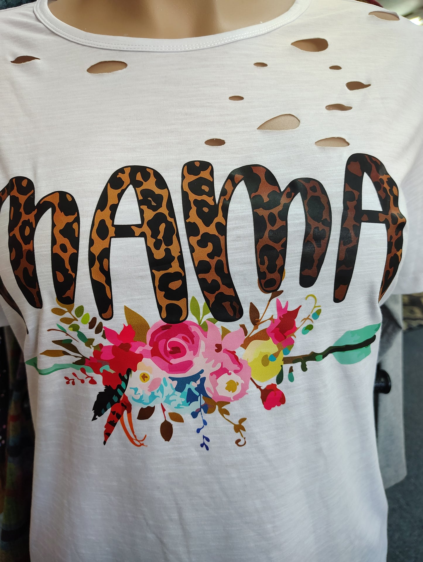 Distressed mama white tee size xl floral