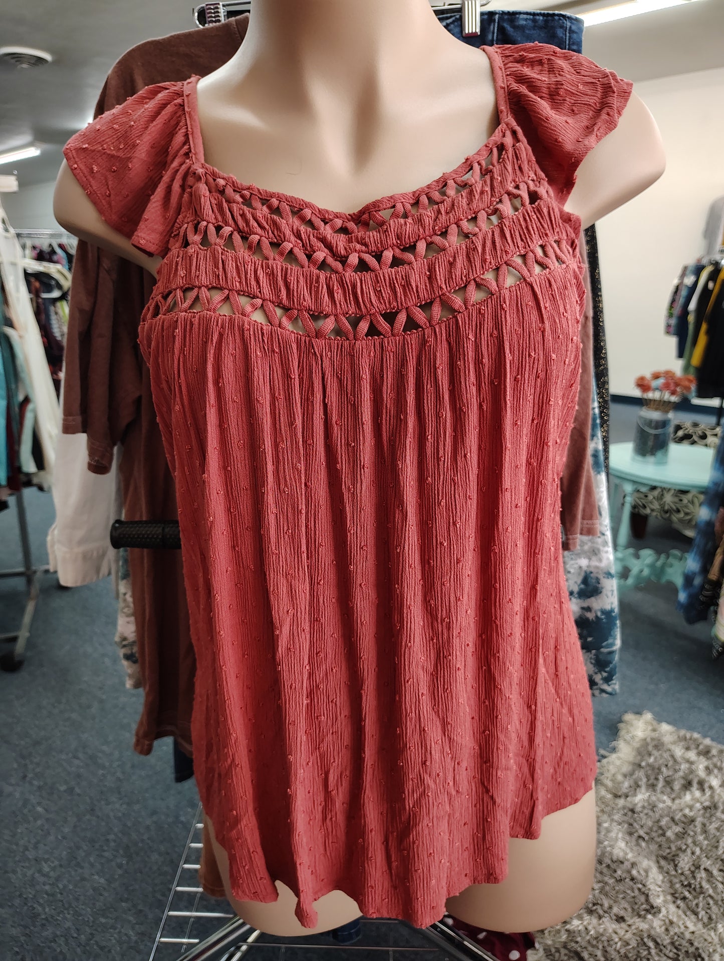 Maurices crochet raises dot sleeveless top 3x