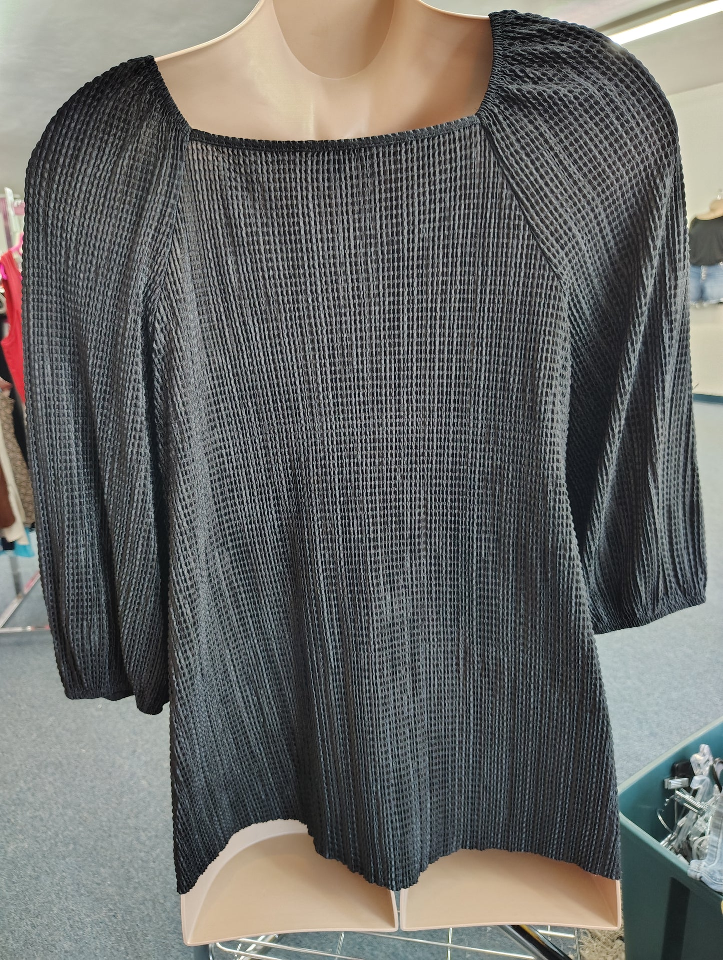 Cato black pleat dressy top size 2x