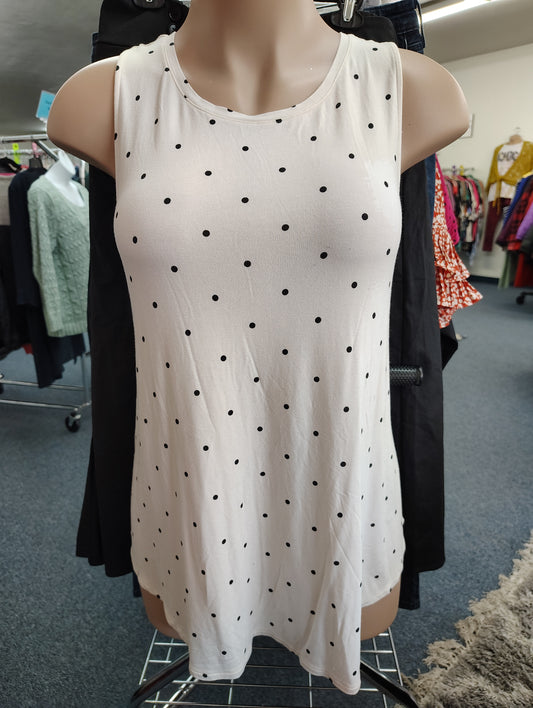 Old Navy luxe white polka dot tank top size xxl