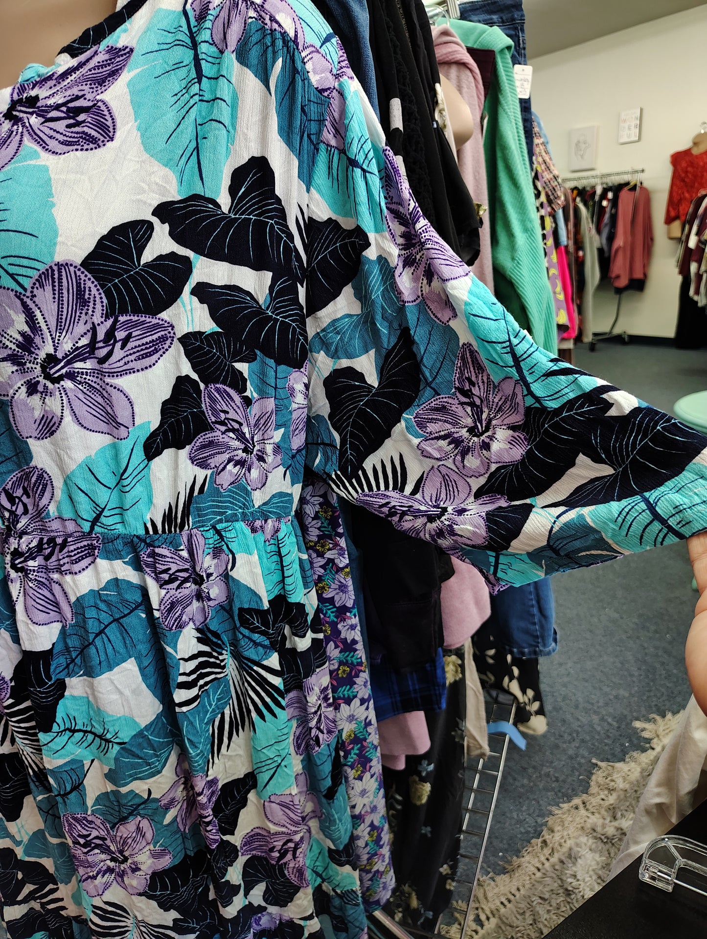 Catherines floral short sleeve lightweight knee length dress 5x