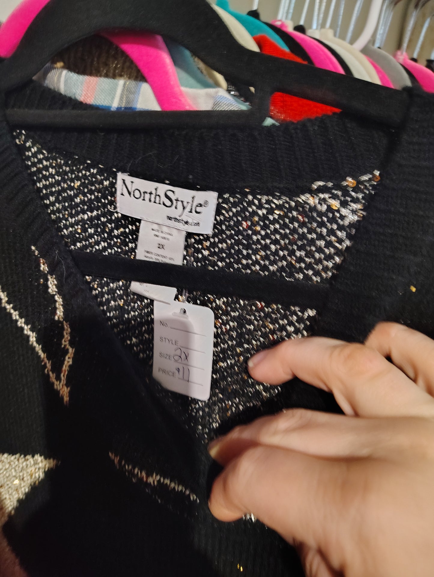 Northstyle black sweater with silver stars size 2x