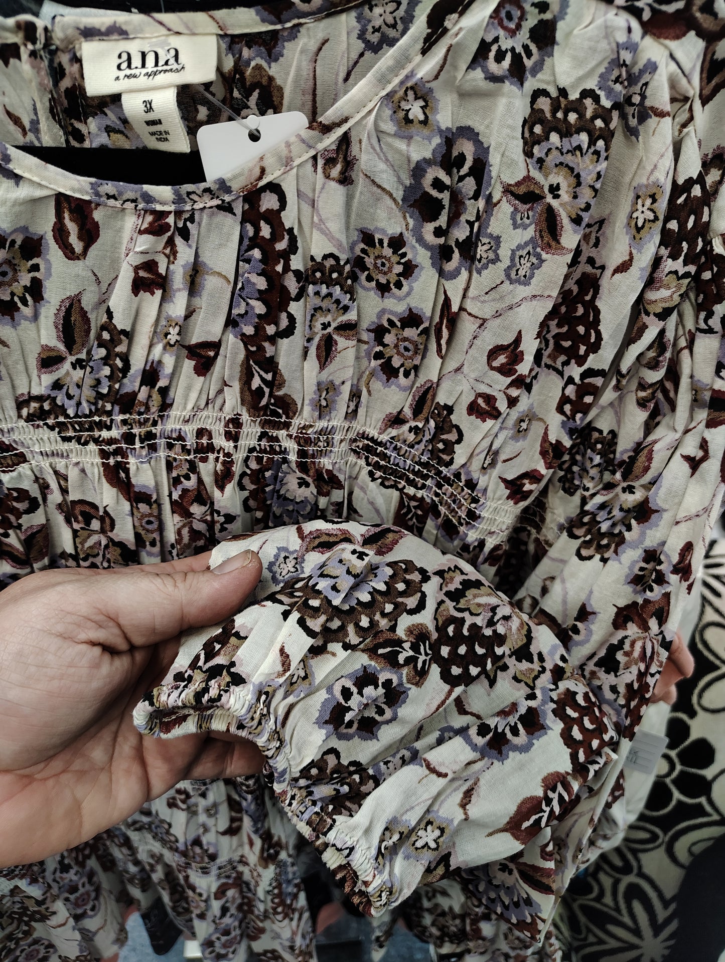 A.n.a. NWT floral top size 3x