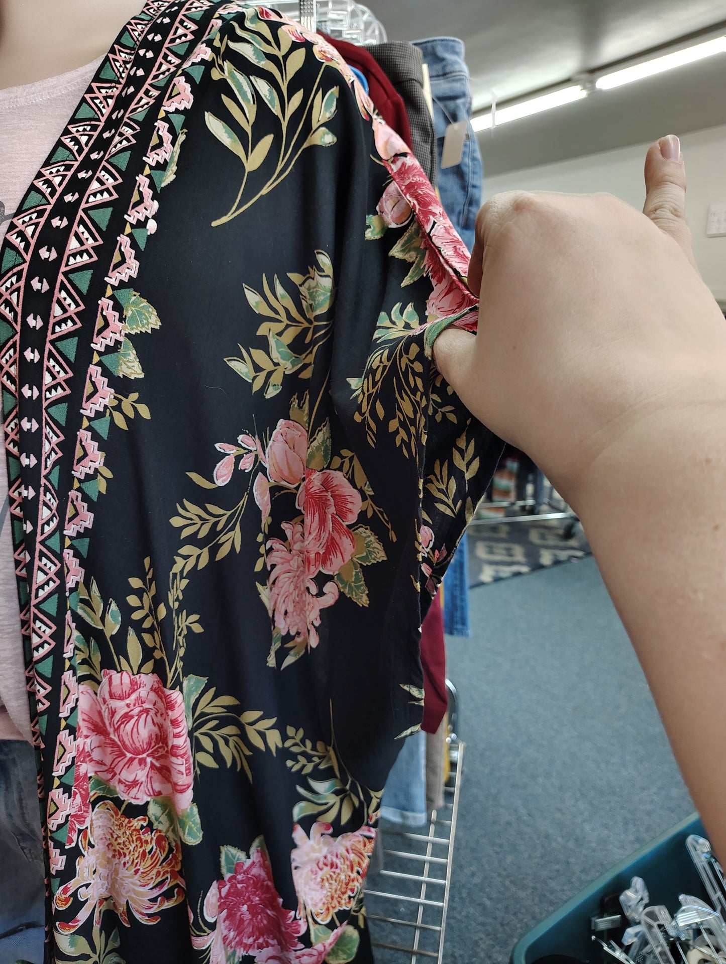 Angie black floral kimono size 1x