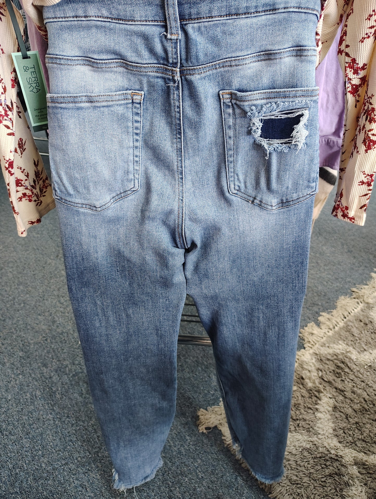 Maurices distressed high rise super skinny jeans size 20w