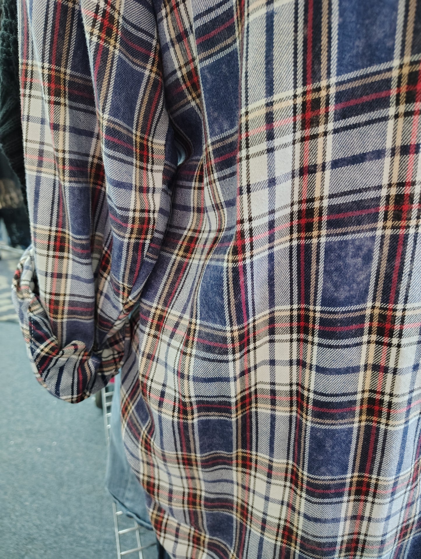 Cato plaid half button top size 4x 26/28