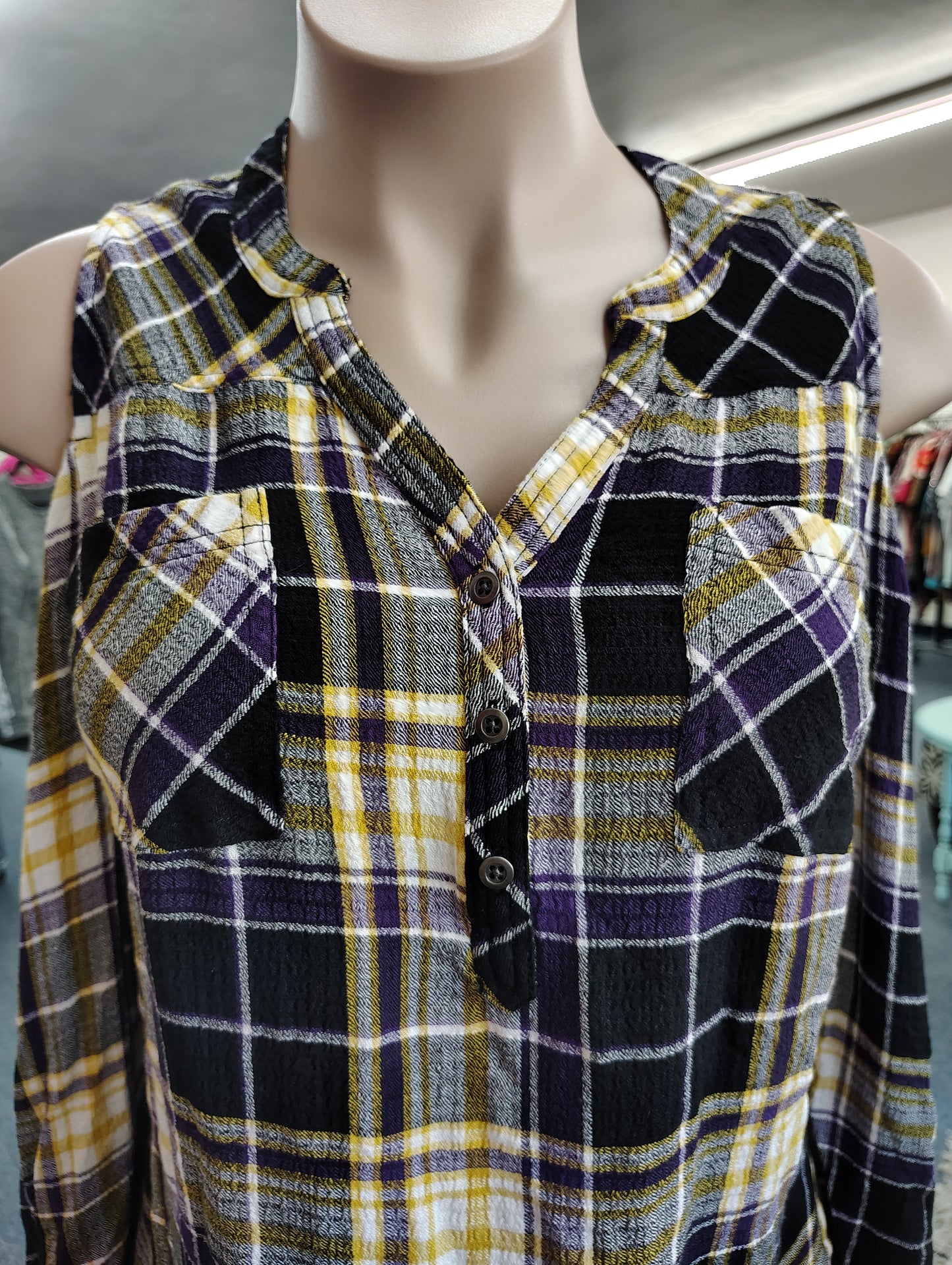 Torrid flannel cold shoulder top size 2x Viking colors!