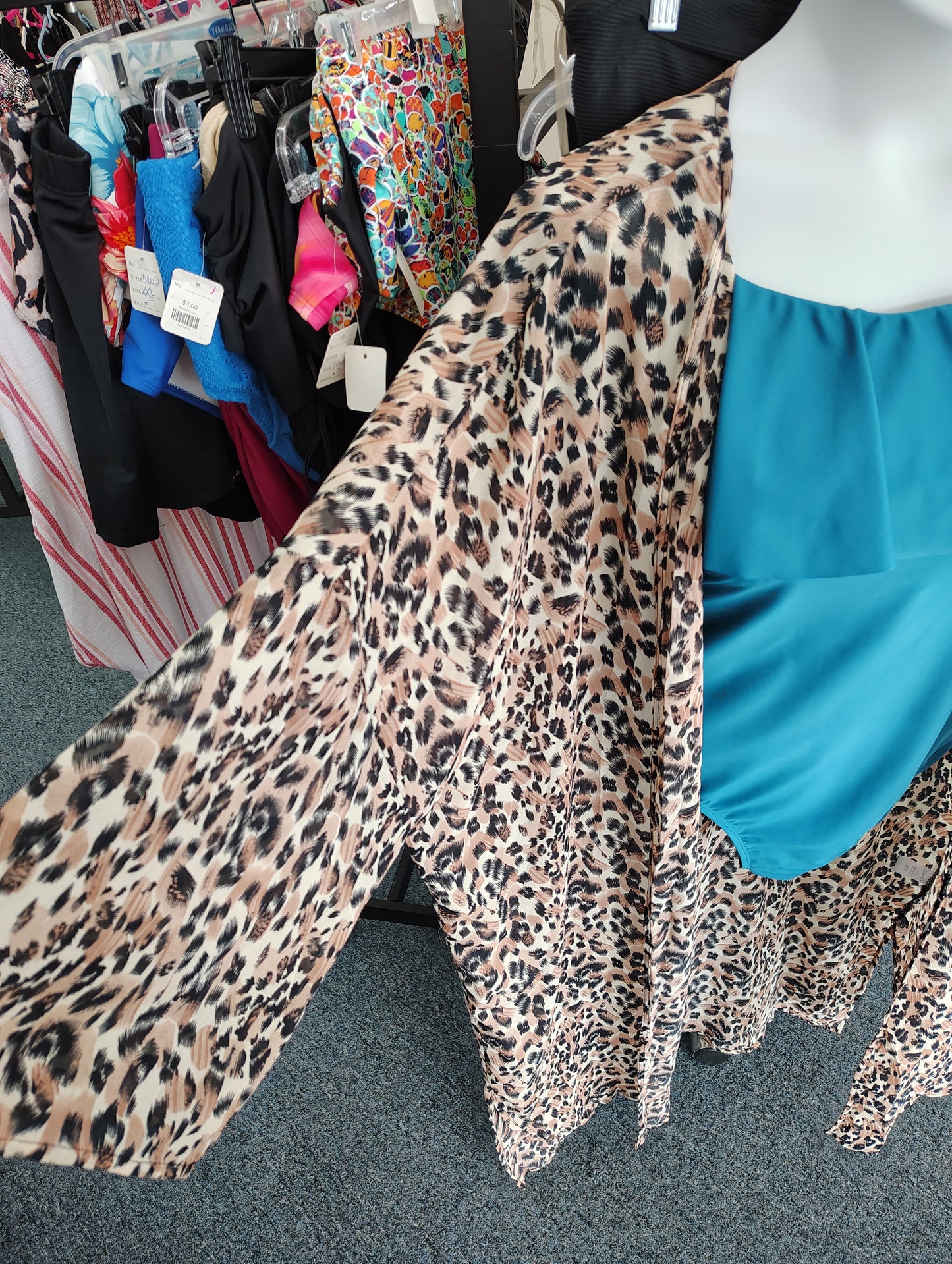 Ninexis NWT leopard print long kimono size 3x
