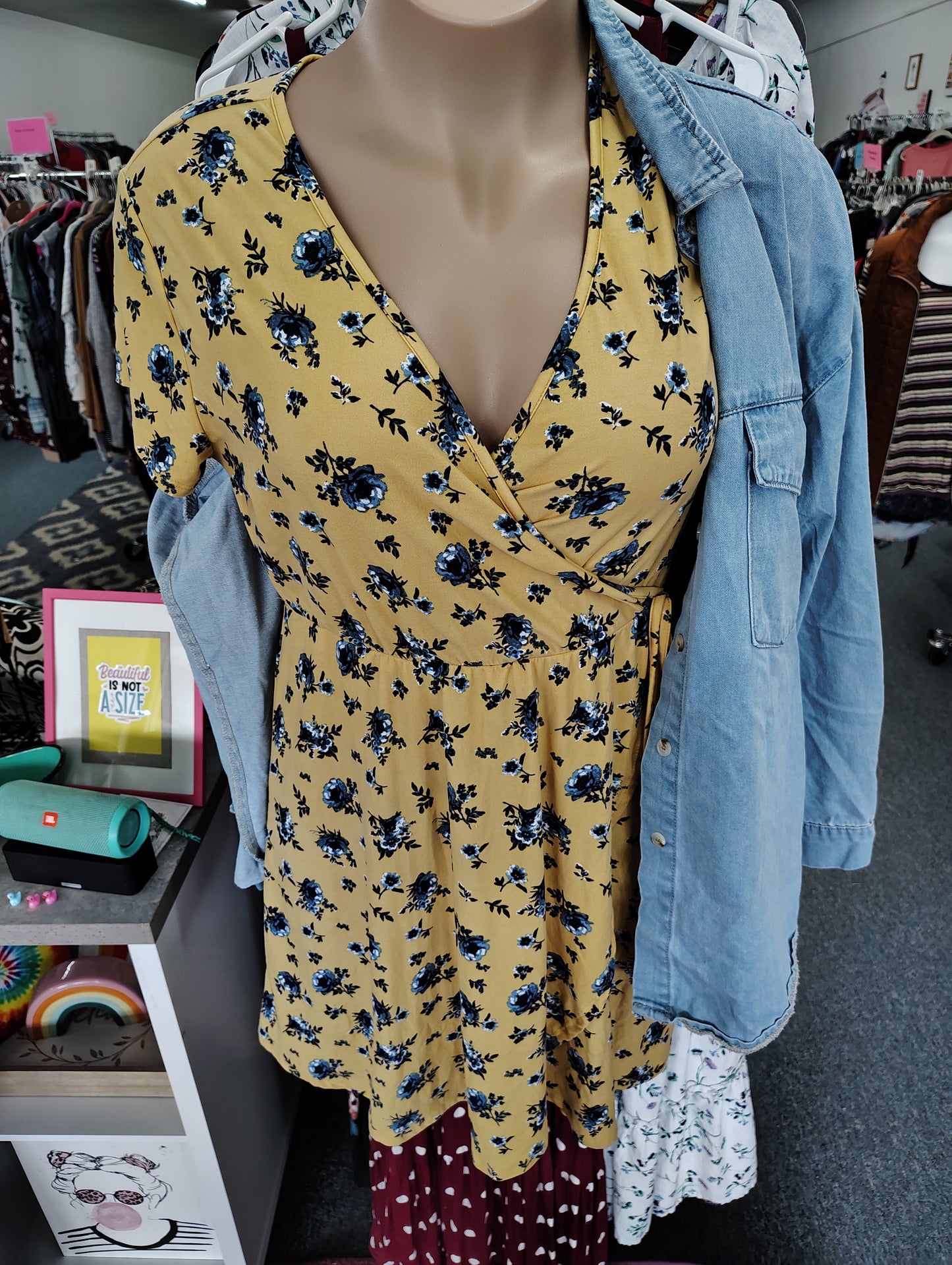 No Boundaries yellow floral soft mini dress size 1x/2x