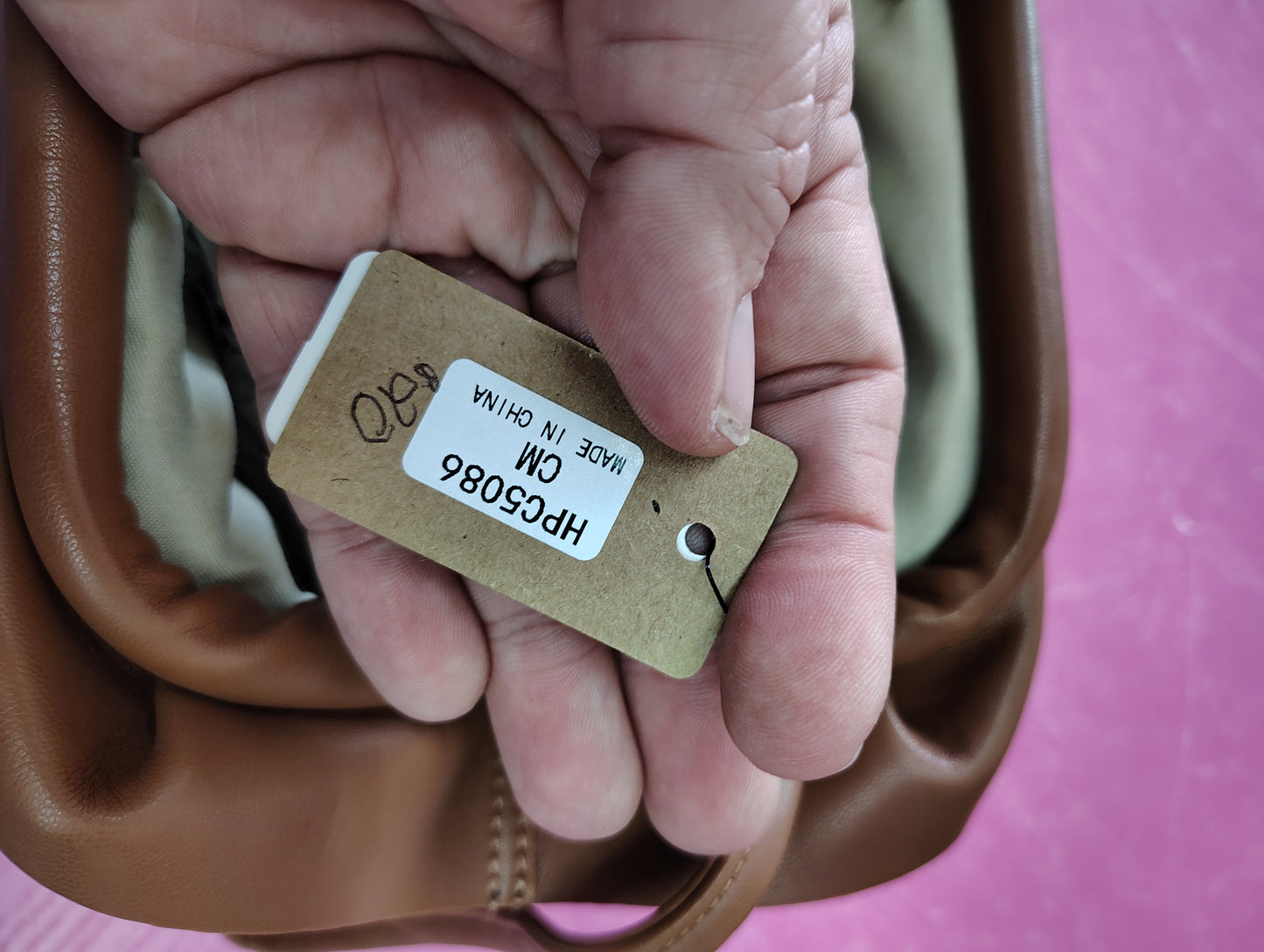 New kisslock camel colored bow crossbody bag