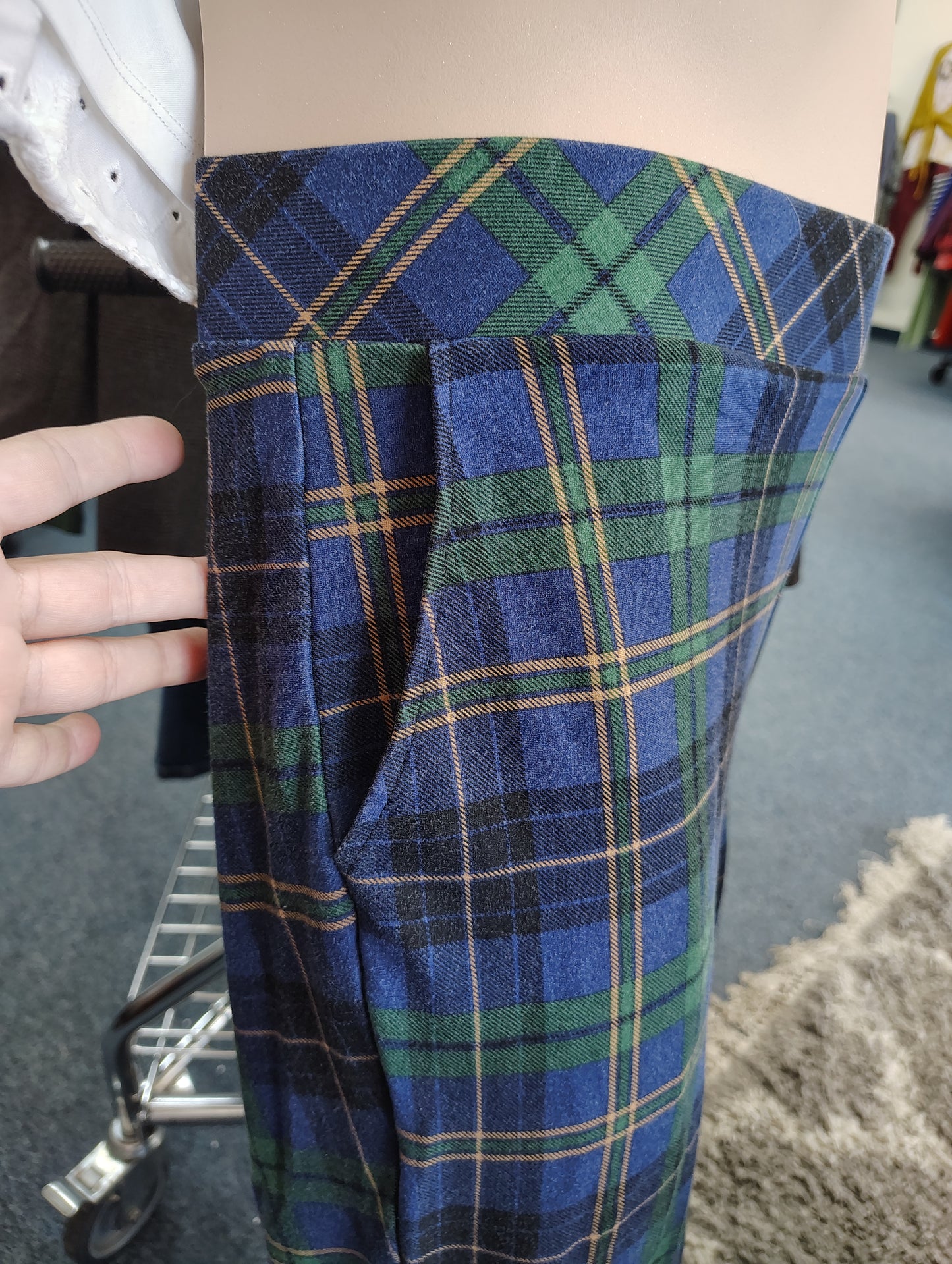 Torrid legging dress pants plaid size 3x