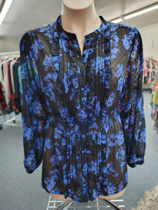 Torrid blue and black floral dressy top size 4x