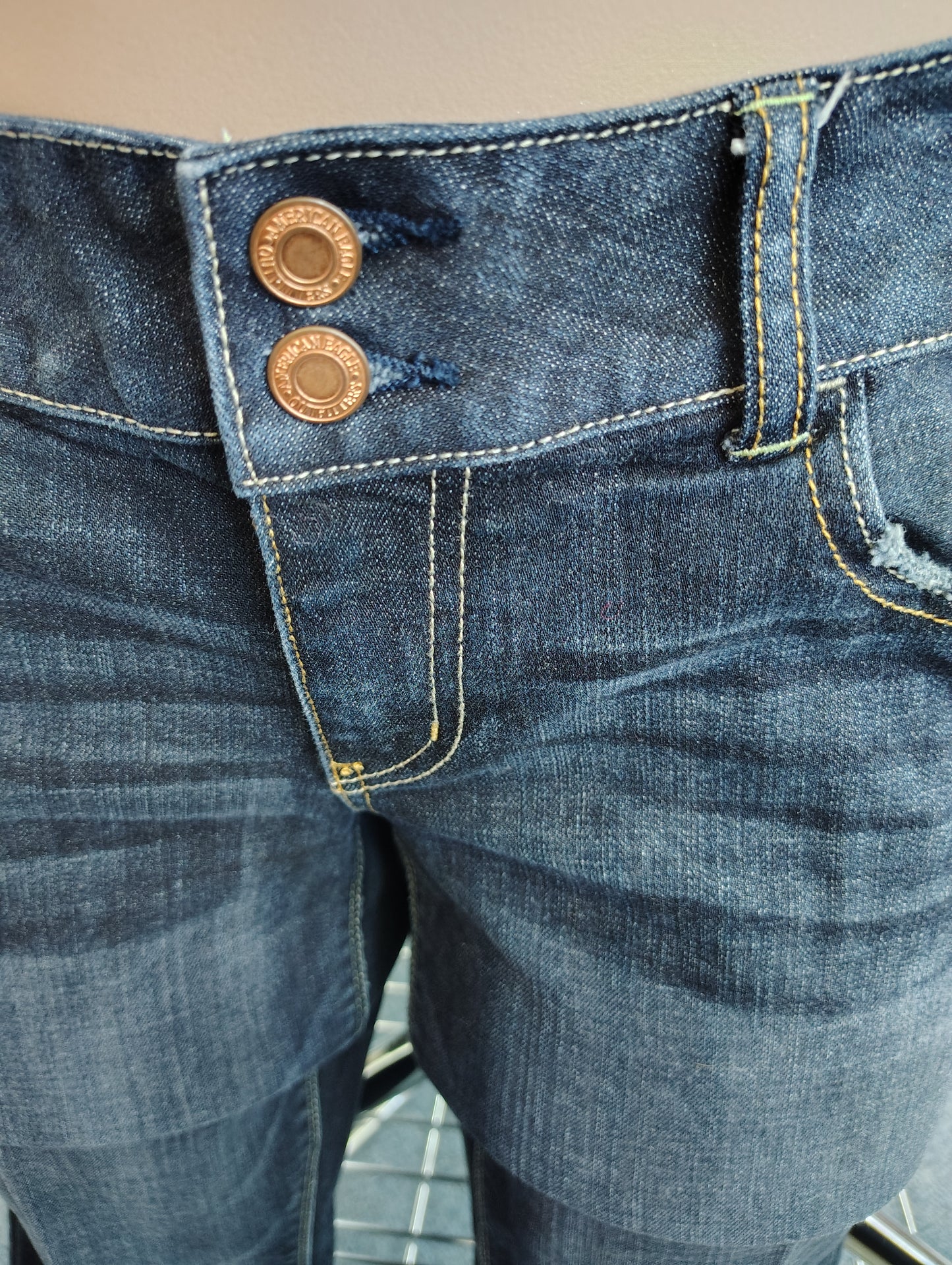 American Eagle Artist jeans flare size 14 short low rise