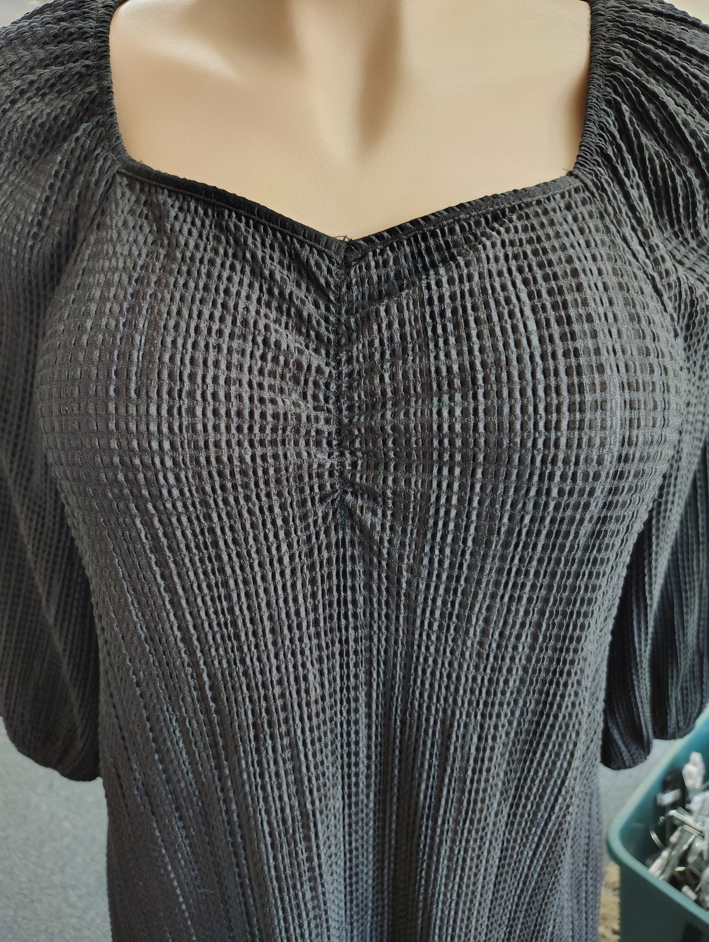 Cato black pleat dressy top size 2x