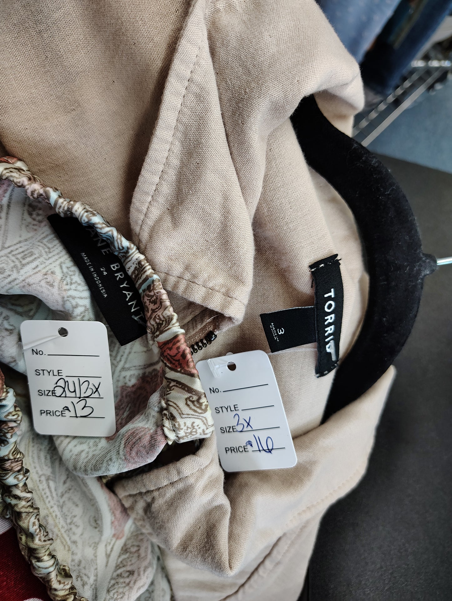 Torrid tan zip front linen jacket size 3x