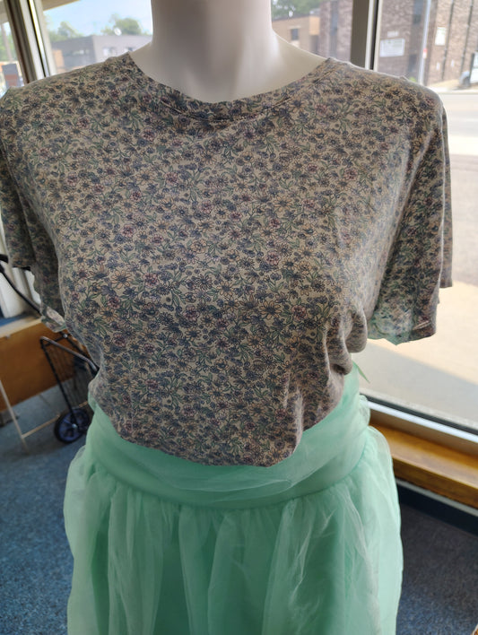 Old Navy everywhere floral tee size 3x