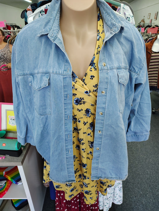 Chambray button front top size xxl