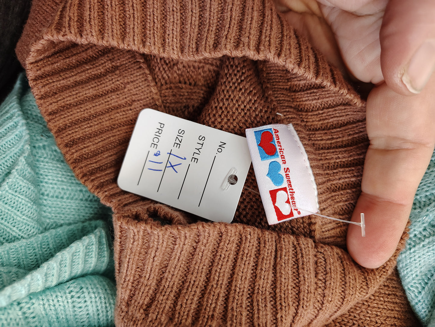 American Sweetheart brown cable knit sweater size 1x
