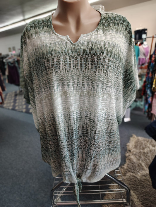 Catherines NWT knot front green top size 5x