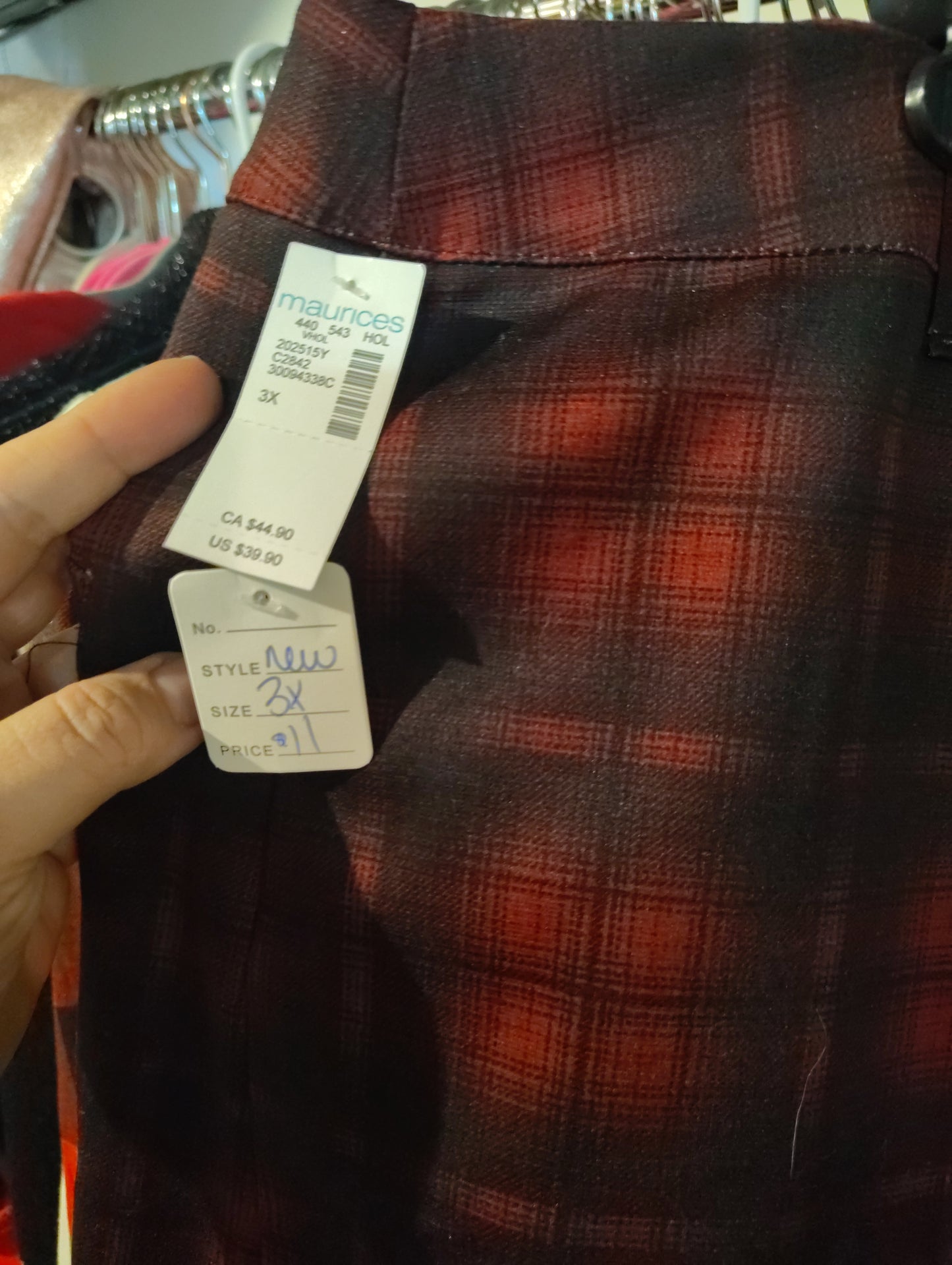 Maurices NWT red plaid pencil skirt size 3x