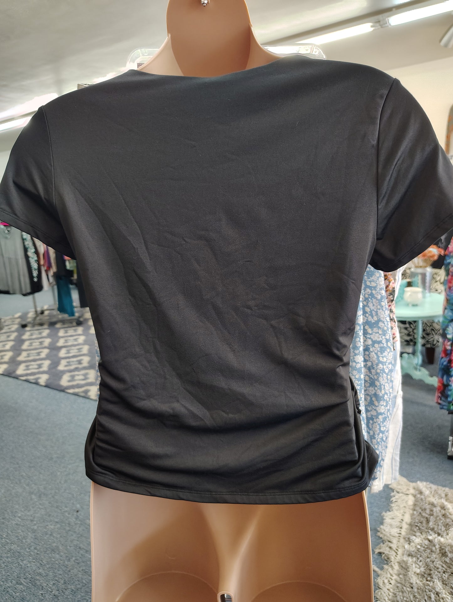 No Boundaries black stretchy cropped top size XXXL (1x)