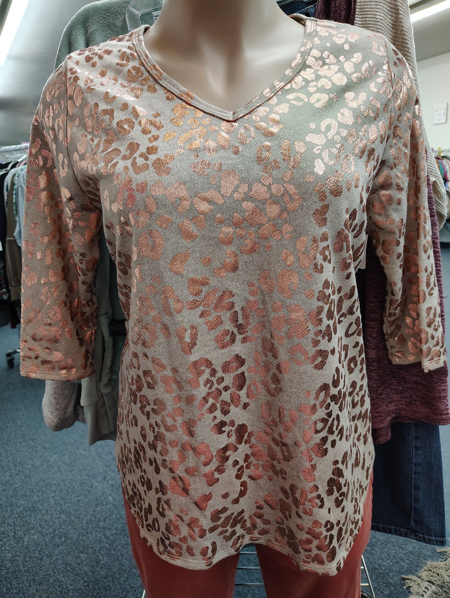 Honeyme Curvy animal print top with shiny design xl