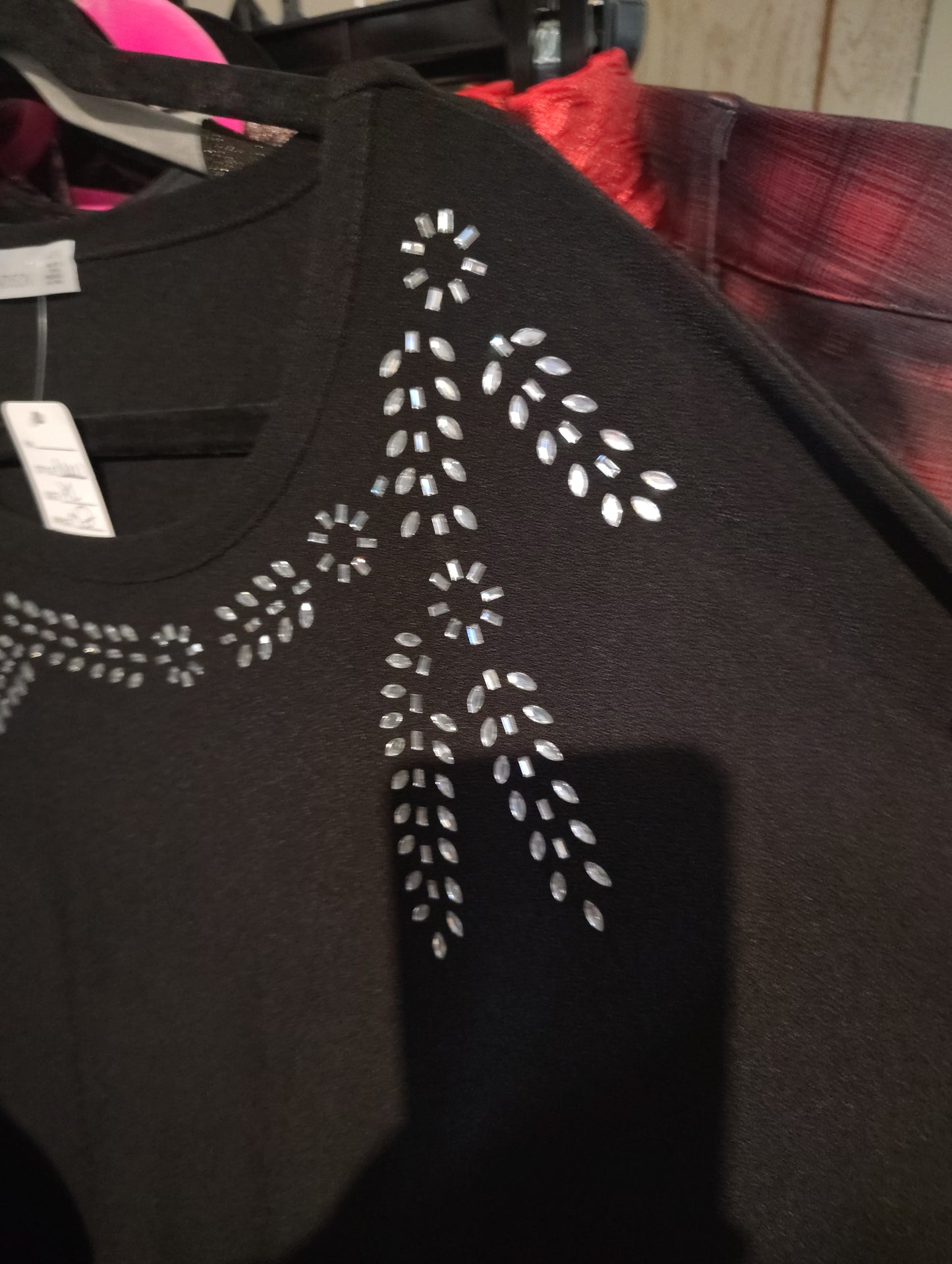 89th & Madison NWT black knit top with rhinestones size XL