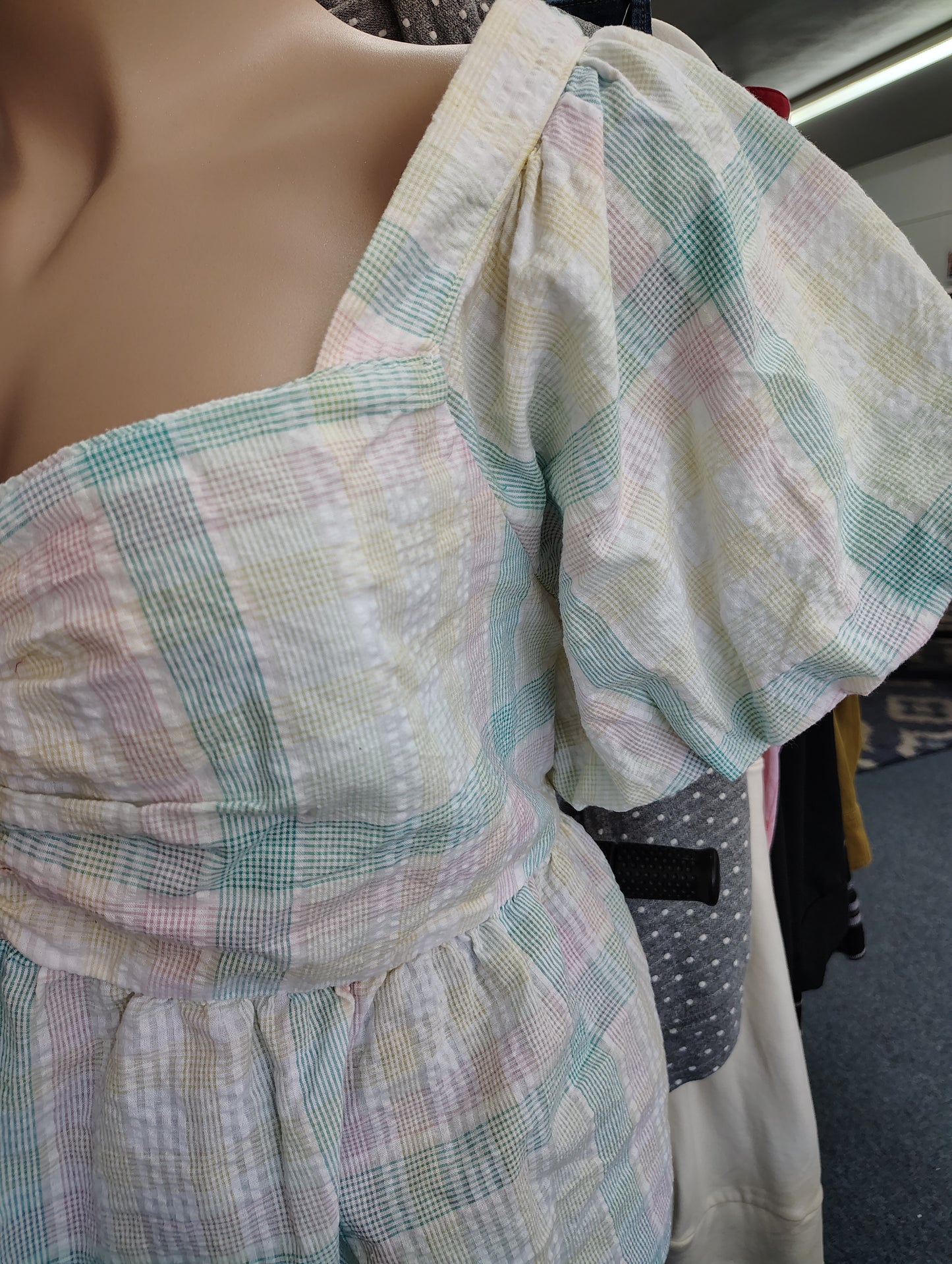 Old Navy plaid babydoll crop top size 4x