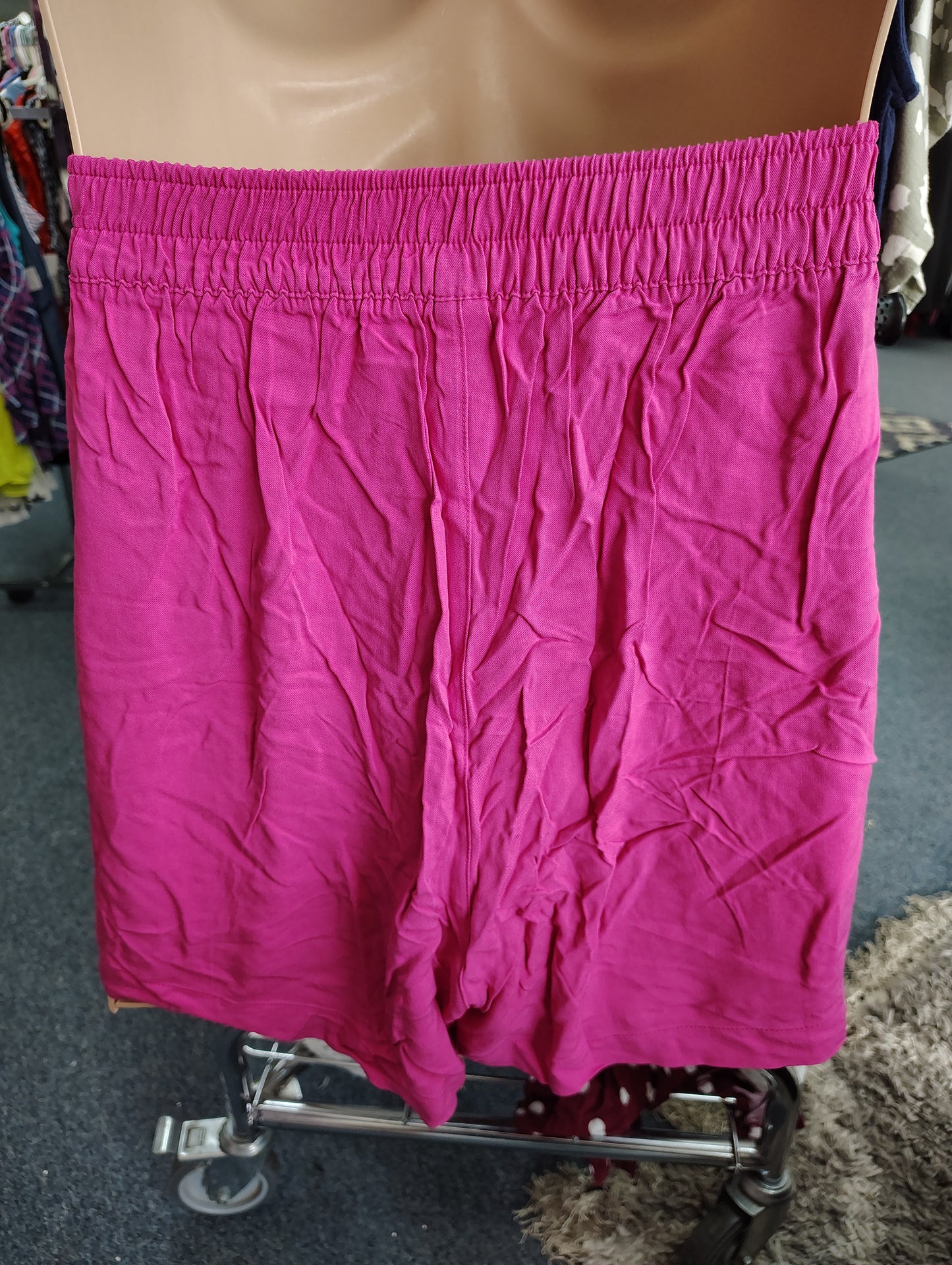 Old Navy bright pink Playa NWT shorts size 2x